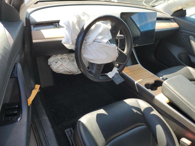 Photo 8 from auction – 2019 TESLA MODEL 3 with VIN 5YJ3E1EB8KF199043