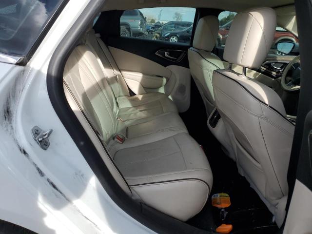 Photo 10 from auction – 2015 CHRYSLER 200 C with VIN 1C3CCCCG6FN740280