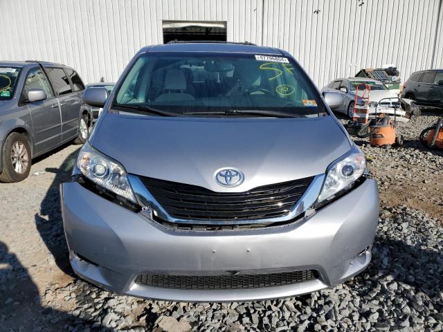 Photo 5 from auction – 2015 TOYOTA SIENNA LE with VIN 5TDKK3DC0FS578856