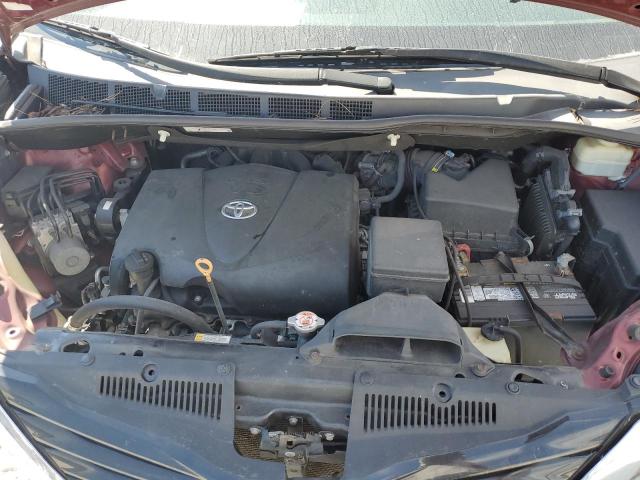 Photo 12 from auction – 2017 TOYOTA SIENNA LE with VIN 5TDKZ3DCXHS835598