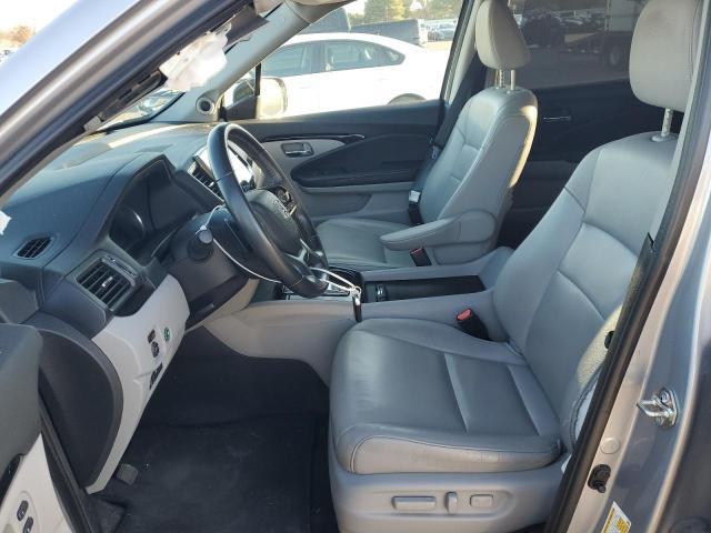Photo 7 from auction – 2020 HONDA PILOT TOUR with VIN 5FNYF5H65LB010911