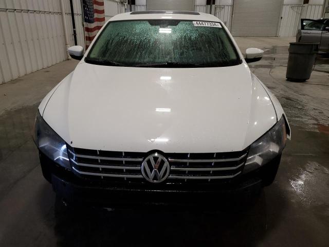 Photo 5 from auction – 2015 VOLKSWAGEN PASSAT SEL with VIN 1VWCV7A36FC027434