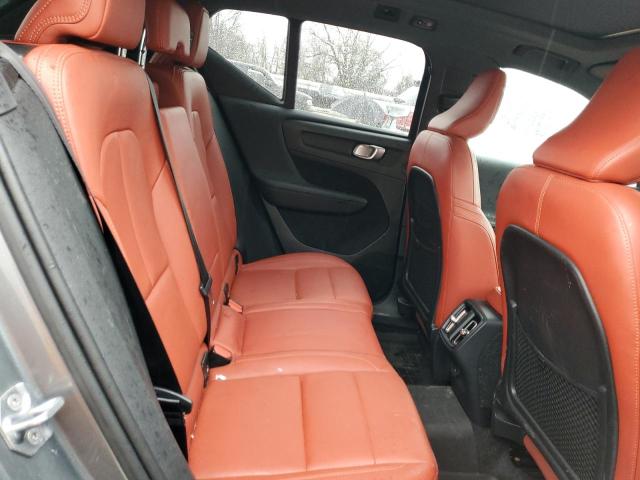Photo 10 from auction – 2019 VOLVO XC40 T5 MO with VIN YV4162UK2K2050431