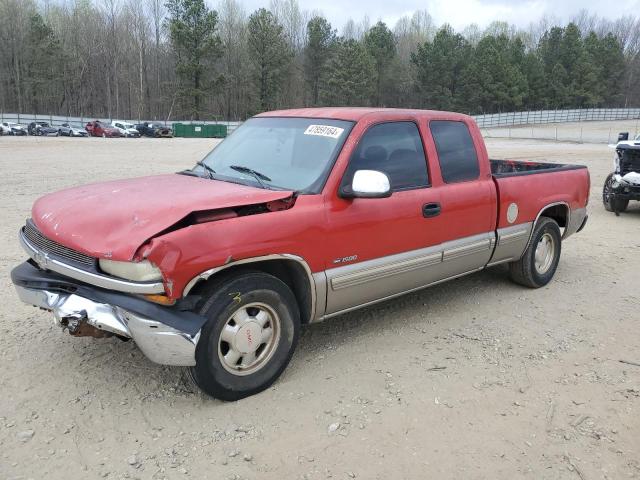 CHEVROLET SILVERADO 2000 with VIN 2GCEC19T1Y1300663 - Photo from auction