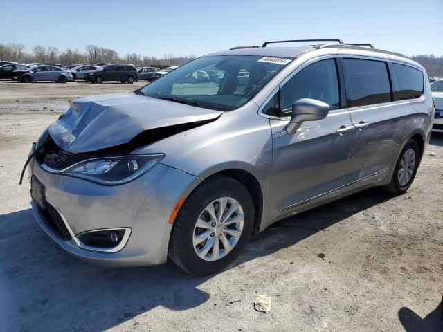CHRYSLER PACIFICA T 2017 with VIN 2C4RC1BG5HR564517 - Photo from auction