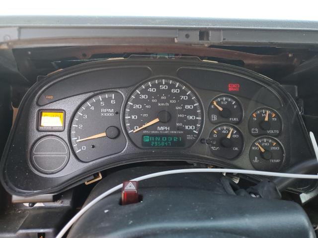 Photo 9 from auction – 2002 CHEVROLET SILVERADO with VIN 2GCEK19V421158367