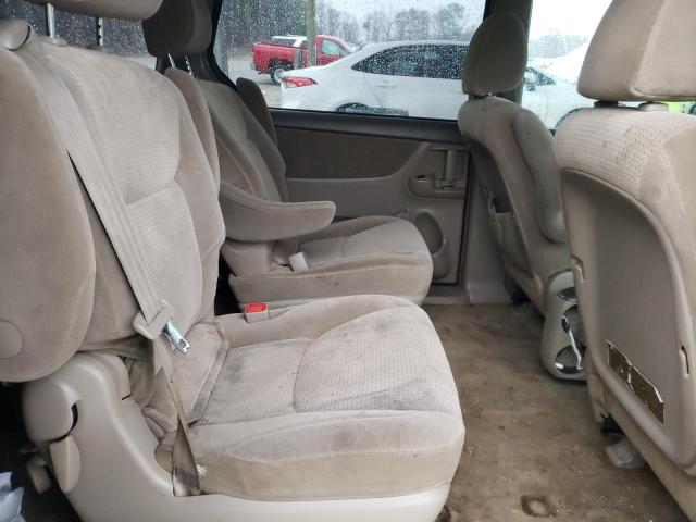 Photo 10 from auction – 2010 TOYOTA SIENNA CE with VIN 5TDKK4CC8AS297016