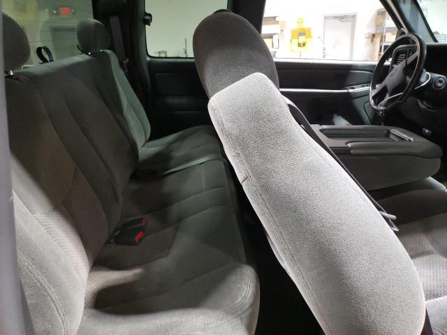 Photo 10 from auction – 2004 CHEVROLET SILVERADO with VIN 1GCEK19T84E232941