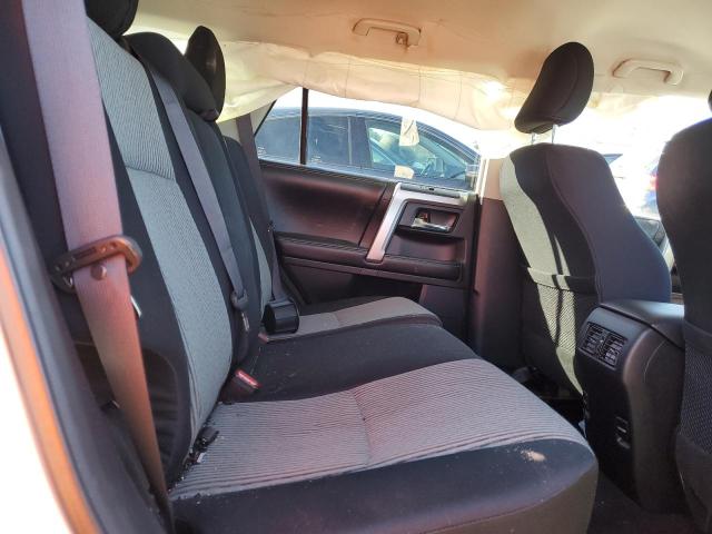 Photo 10 from auction – 2015 TOYOTA 4RUNNER SR with VIN JTEBU5JR2F5265923