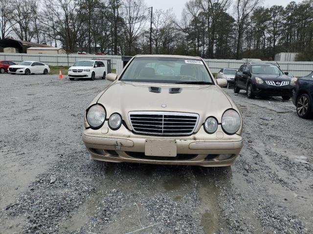 صورة رقم 5 من المزاد - 2000 MERCEDES-BENZ E 320 مع VIN WDBJF65J4YB003425
