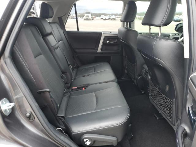 Photo 11 from auction – 2019 TOYOTA 4RUNNER SR with VIN JTEBU5JR2K5701485