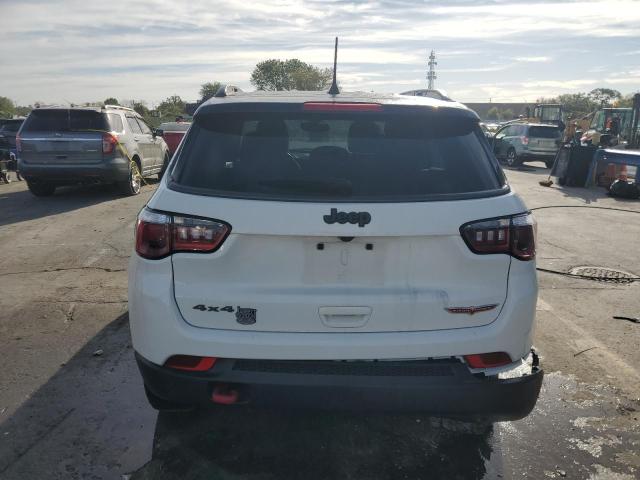 Photo 6 from auction – 2019 JEEP COMPASS TR with VIN 3C4NJDDB8KT627461
