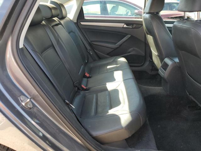 Photo 10 from auction – 2015 VOLKSWAGEN PASSAT S with VIN 1VWAT7A35FC035943