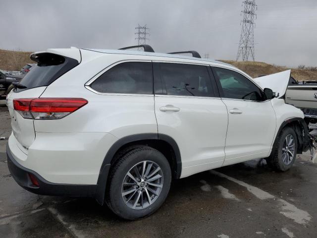 Photo 3 from auction – 2018 TOYOTA HIGHLANDER with VIN 5TDJZRFH9JS891061