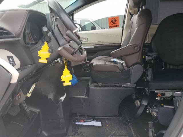 Photo 7 from auction – 2023 TOYOTA SIENNA LIM with VIN 5TDERKEC2PS167199