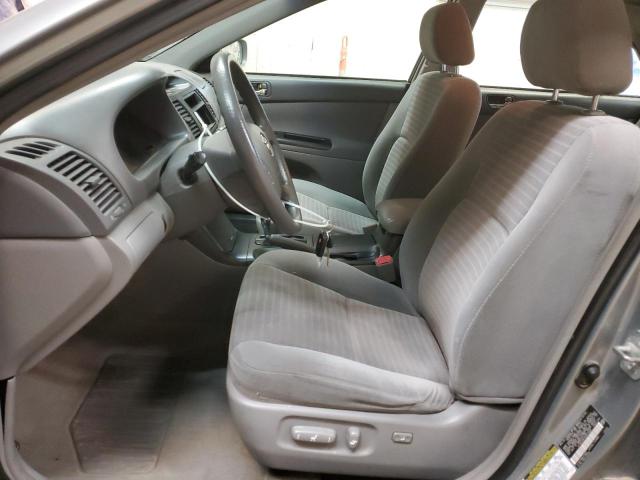 Photo 7 from auction – 2005 TOYOTA CAMRY LE with VIN 4T1BE32K15U547929