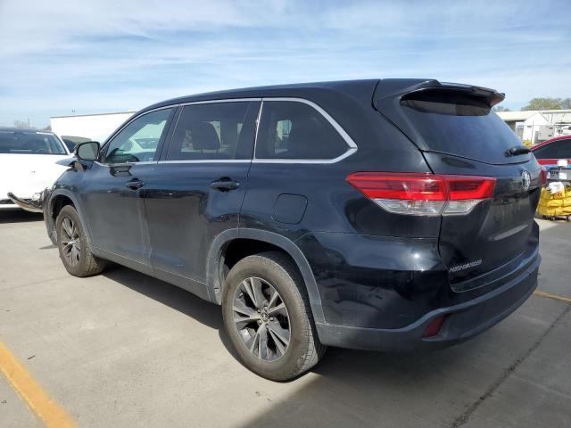 Photo 2 from auction – 2017 TOYOTA HIGHLANDER with VIN 5TDZZRFH4HS207496