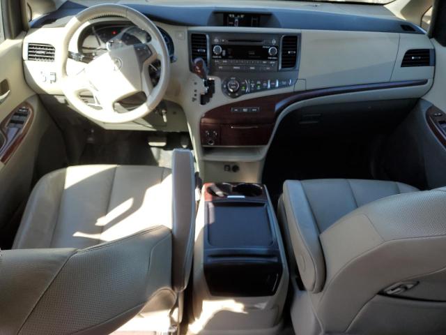 Photo 8 from auction – 2011 TOYOTA SIENNA XLE with VIN 5TDYK3DC4BS163284