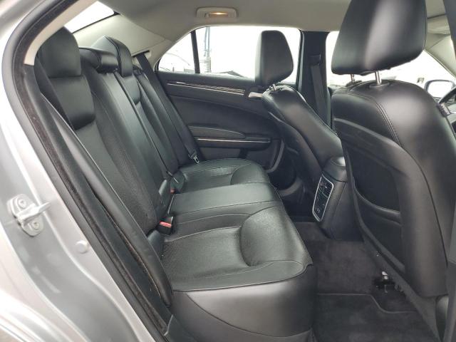 Photo 10 from auction – 2018 CHRYSLER 300 LIMITE with VIN 2C3CCAEG7JH194155