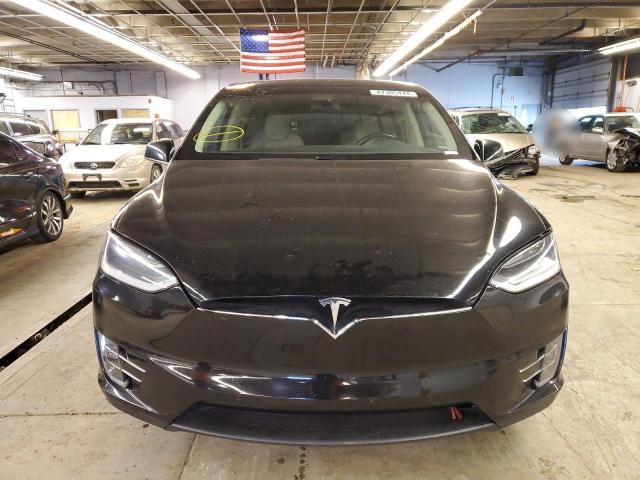 Photo 5 from auction – 2016 TESLA MODEL X with VIN 5YJXCBE29GF027902