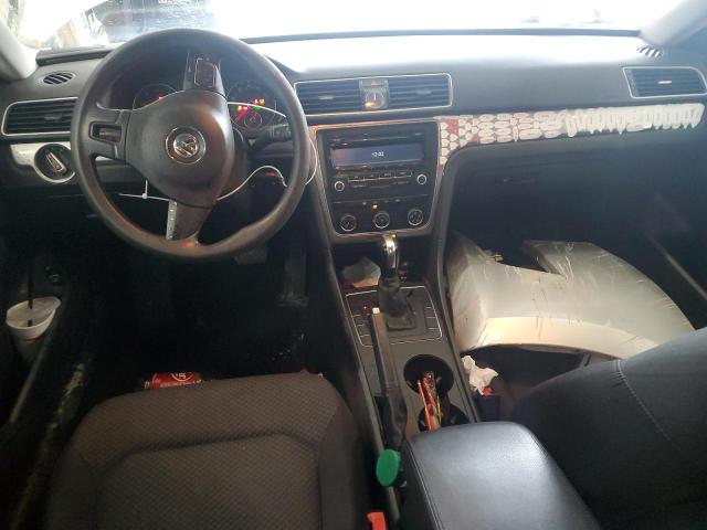 Photo 8 from auction – 2013 VOLKSWAGEN PASSAT S with VIN 1VWAP7A35DC039010