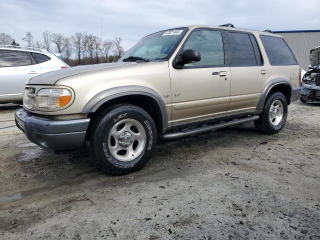 FORD EXPLORER X 2000 مع رقم تعريف المركبة 1FMZU83P1YUB59841 - صورة من المزاد