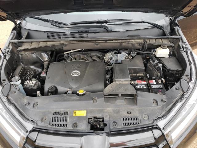 Photo 11 from auction – 2017 TOYOTA HIGHLANDER with VIN 5TDKZRFH0HS508509