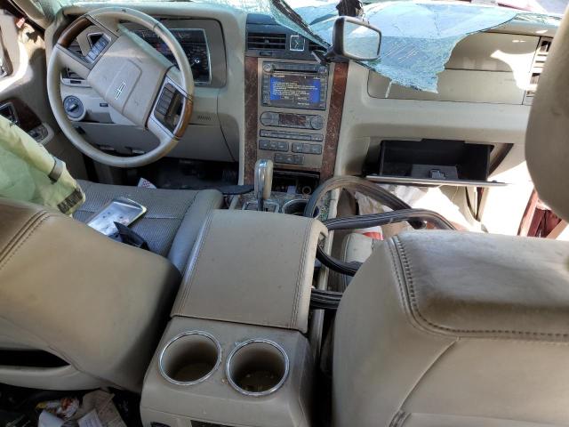 Photo 8 from auction – 2012 LINCOLN NAVIGATOR with VIN 5LMJJ2J56CEL03789