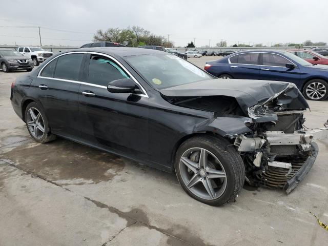 Photo 4 from auction – 2017 MERCEDES-BENZ E 300 with VIN WDDZF4JB6HA075309