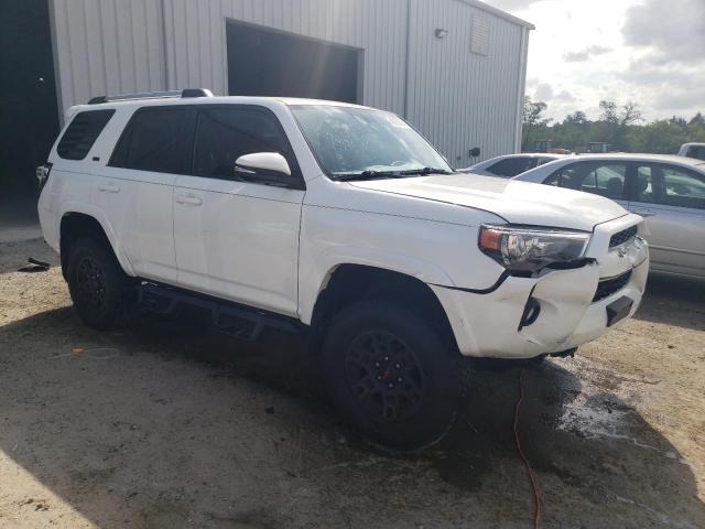 Photo 4 from auction – 2019 TOYOTA 4RUNNER SR with VIN JTEZU5JR4K5200449