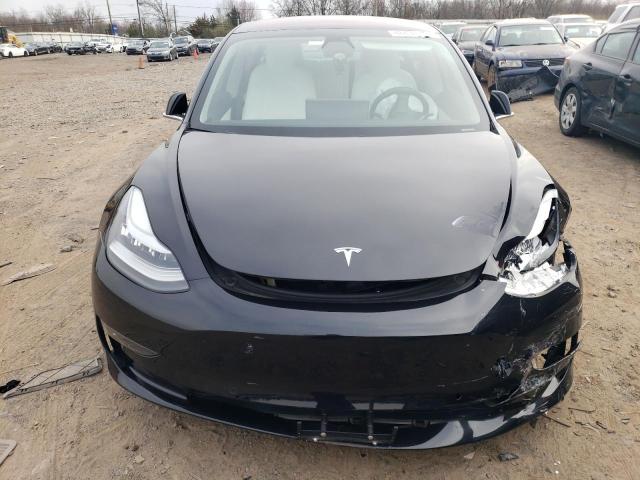 Photo 5 from auction – 2018 TESLA MODEL 3 with VIN 5YJ3E1EBXJF095927