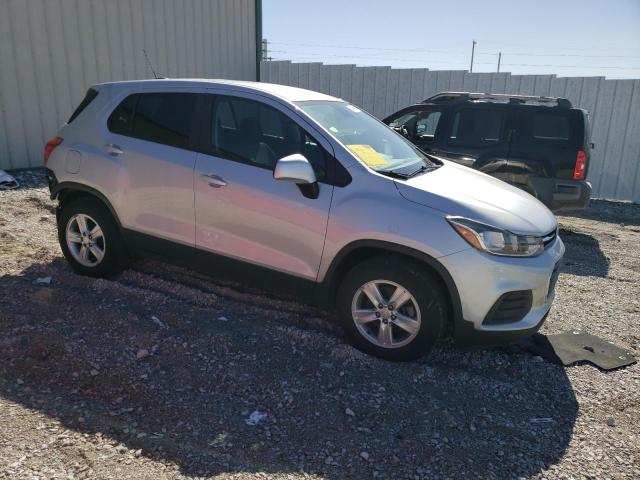 Photo 4 from auction – 2020 CHEVROLET TRAX LS with VIN 3GNCJKSB4LL220874