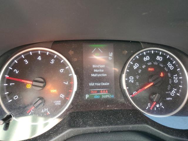 Photo 9 from auction – 2019 TOYOTA RAV4 XLE with VIN 2T3P1RFV4KC025728
