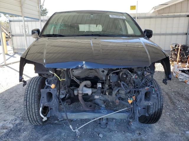 Photo 5 from auction – 2013 CHRYSLER TOWN & COU with VIN 2C4RC1BG7DR732216