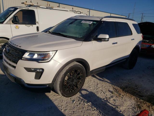 FORD EXPLORER L 2018 with VIN 1FM5K7F84JGB29806 - Photo from auction