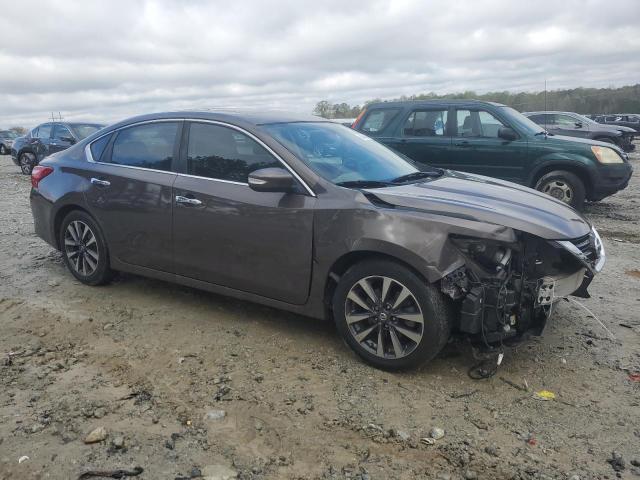 Photo 4 from auction – 2017 NISSAN ALTIMA 2.5 with VIN 1N4AL3APXHC206595