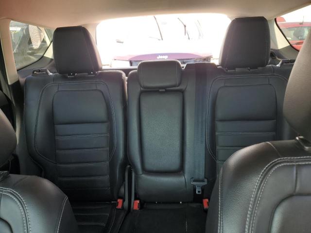 Photo 10 from auction – 2017 FORD ESCAPE TIT with VIN 1FMCU9JDXHUD02404
