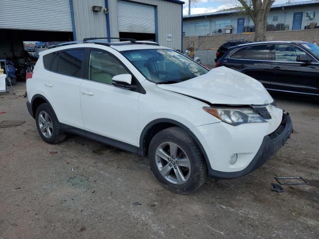 Photo 4 from auction – 2015 TOYOTA RAV4 XLE with VIN JTMRFREV3FD113604
