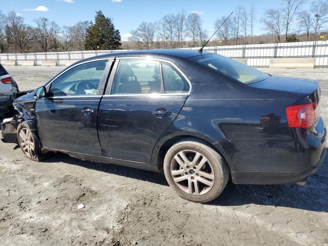 Photo 2 from auction – 2007 VOLKSWAGEN JETTA WOLF with VIN 3VWEF71K67M172499
