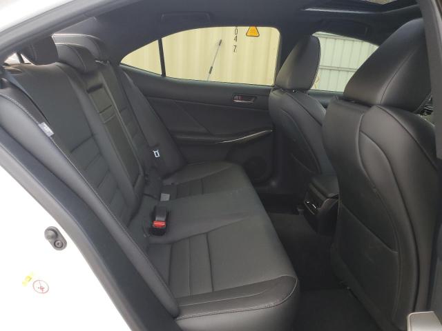 Photo 10 from auction – 2017 LEXUS IS 200T with VIN JTHBA1D26H5050549