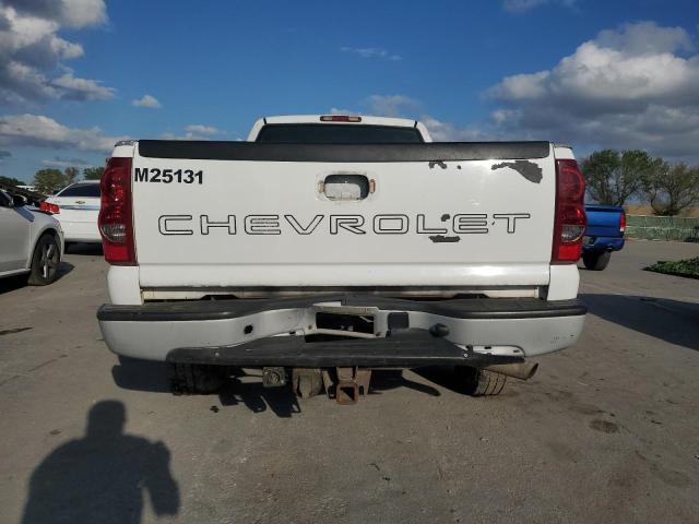 Photo 6 from auction – 2003 CHEVROLET SILVERADO with VIN 1GCHK29UX3E102346