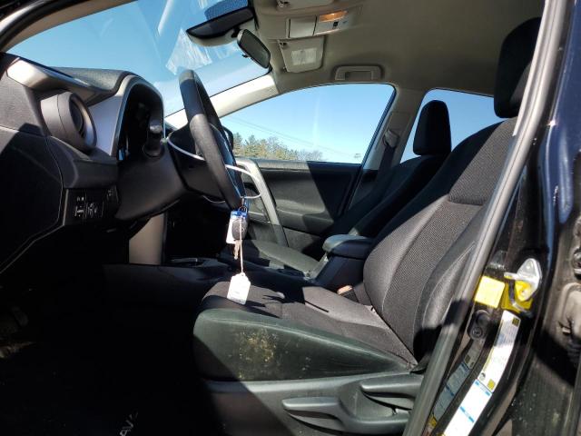 Photo 7 from auction – 2017 TOYOTA RAV4 LE with VIN 2T3BFREV5HW550897