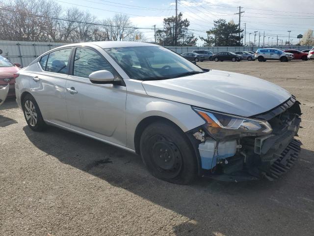 Photo 4 from auction – 2019 NISSAN ALTIMA S with VIN 1N4BL4BV4KC239218