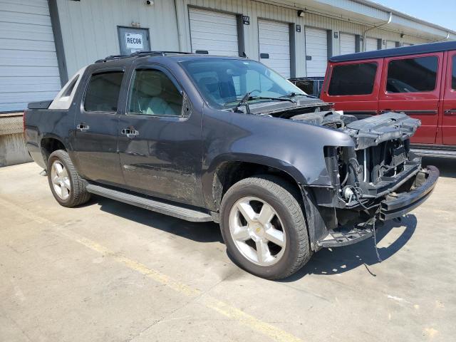 Photo 4 from auction – 2011 CHEVROLET AVALANCHE with VIN 3GNTKFE30BG100540