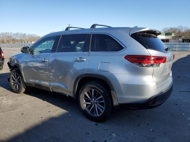 Photo 2 from auction – 2019 TOYOTA HIGHLANDER with VIN 5TDJZRFH9KS962003