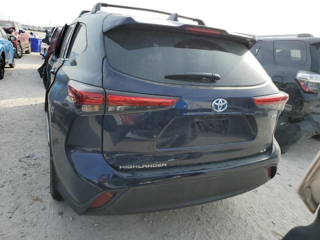 Photo 6 from auction – 2022 TOYOTA HIGHLANDER with VIN 5TDGARAH8NS515272