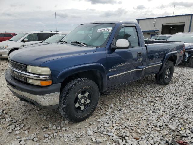 CHEVROLET SILVERADO 2000 with VIN 1GCEK14T9YE188915 - Photo from auction