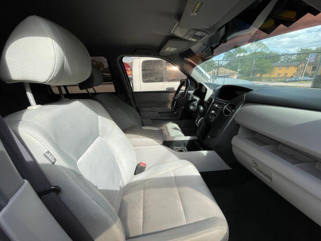 Photo 5 from auction – 2012 HONDA PILOT LX with VIN 5FNYF4H25CB021592