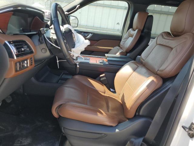 Photo 7 from auction – 2022 LINCOLN NAVIGATOR with VIN 5LMJJ2LT5NEL10604