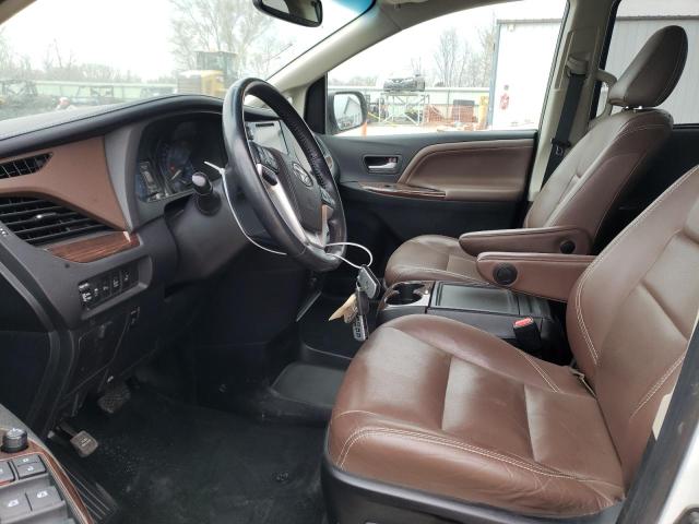 Photo 7 from auction – 2017 TOYOTA SIENNA XLE with VIN 5TDDZ3DC8HS183685